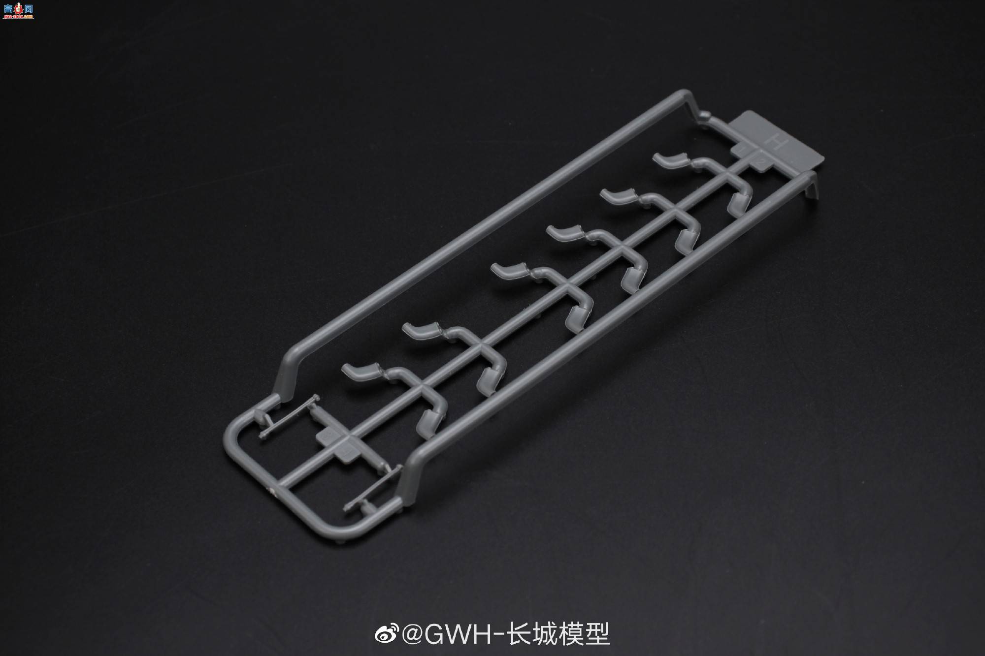 ��������Ʒ��L3201 1/32 �ܵ�˹����81-A2ս�������ɻ��ӡ�