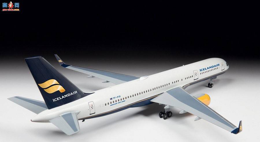  7032 ÿͻ757-200