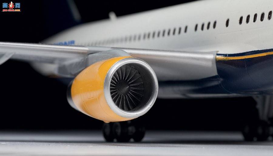  7032 ÿͻ757-200