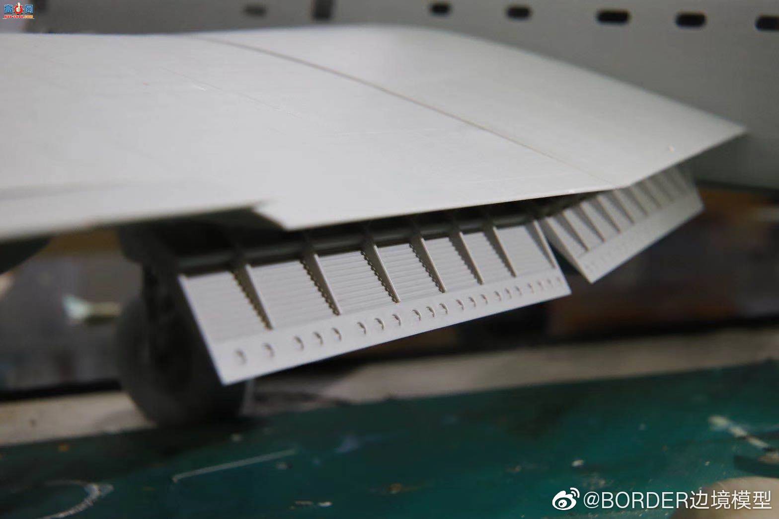 ���߾���Ʒ��1:32  ����˹�أ�ȫ�ڹ������ˣ�