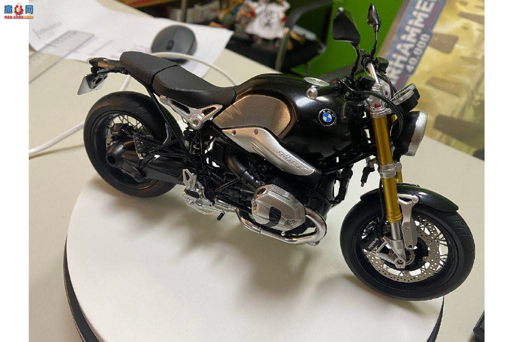 MENGE-óھ BMW R nineT