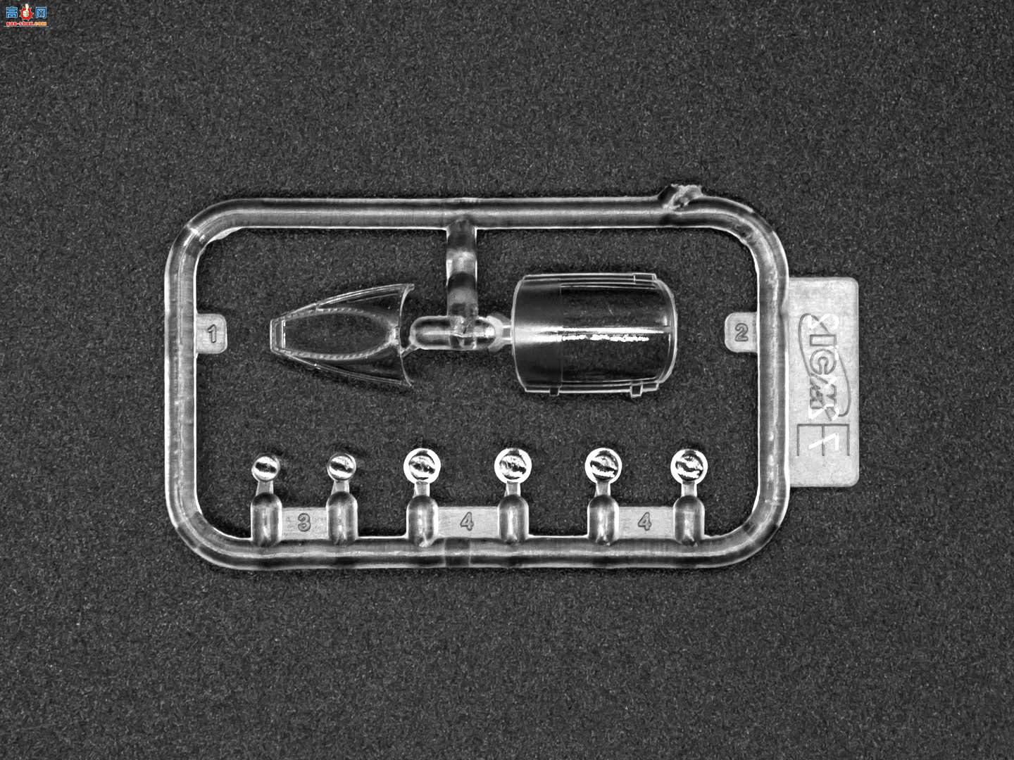 ICM 72172  ׸-25 RBT