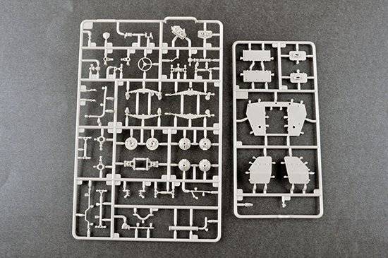 С���� ���Ĵ� 09573 ����BTR-152V1װ����Ա���ͳ�