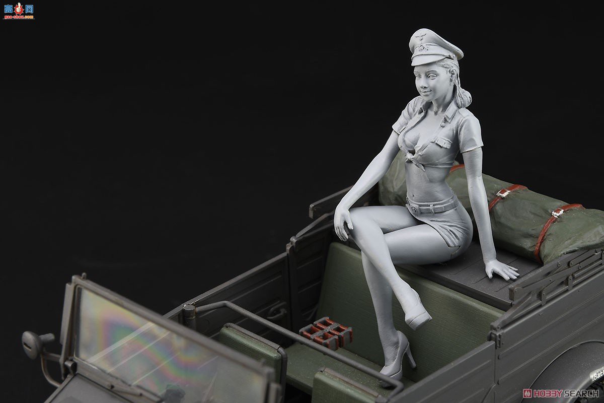 ȴ  SP453 Pkw.K1 Kbelwagen Type 82 Blonde Girls Figure