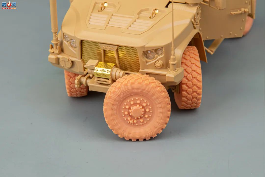 RM-5090 JLTV 