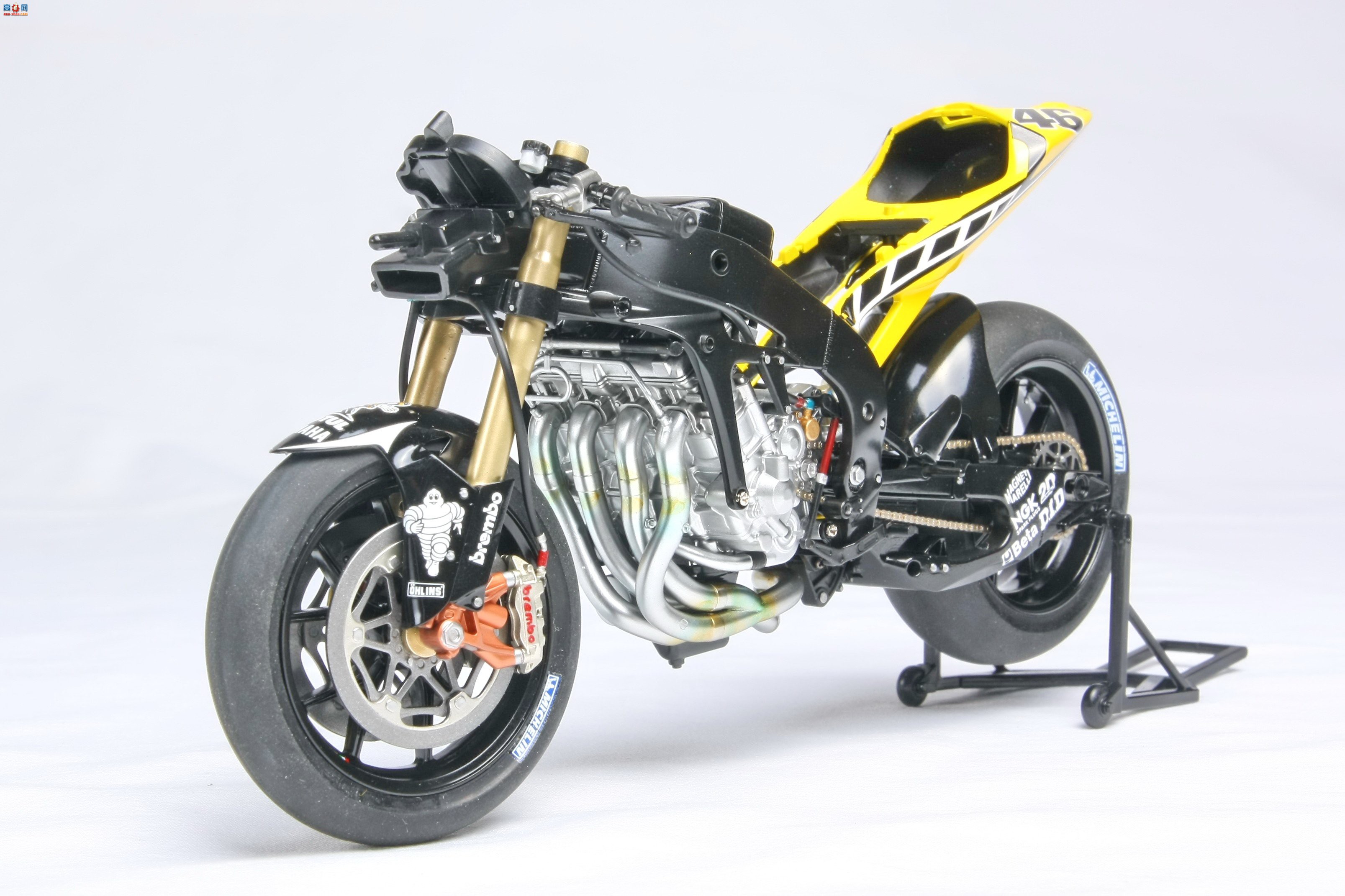 ԽģƷ | ﹬ YAMAHA YZR-M1Ħг