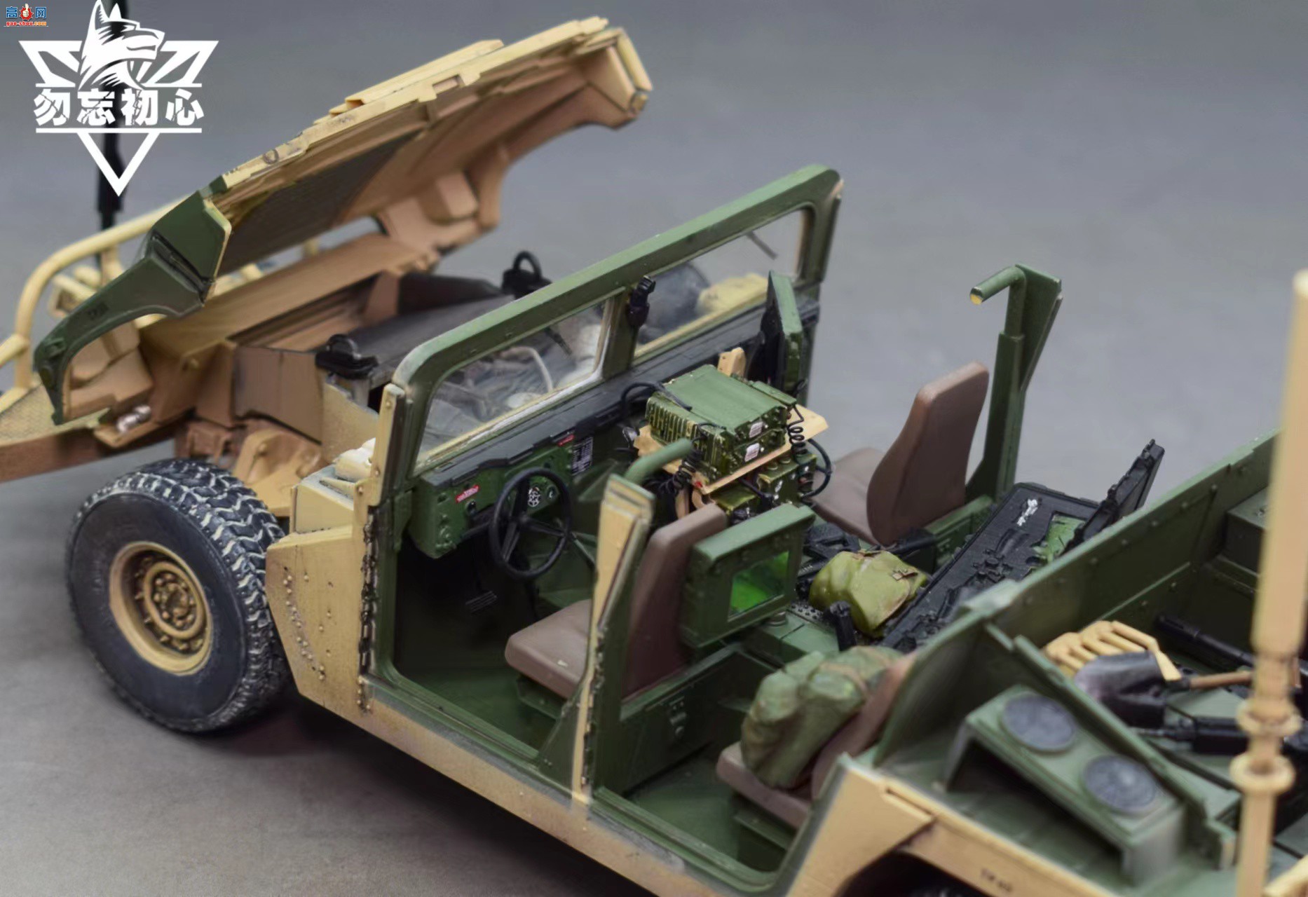 Ʒ |  1/35  M1114HAװս