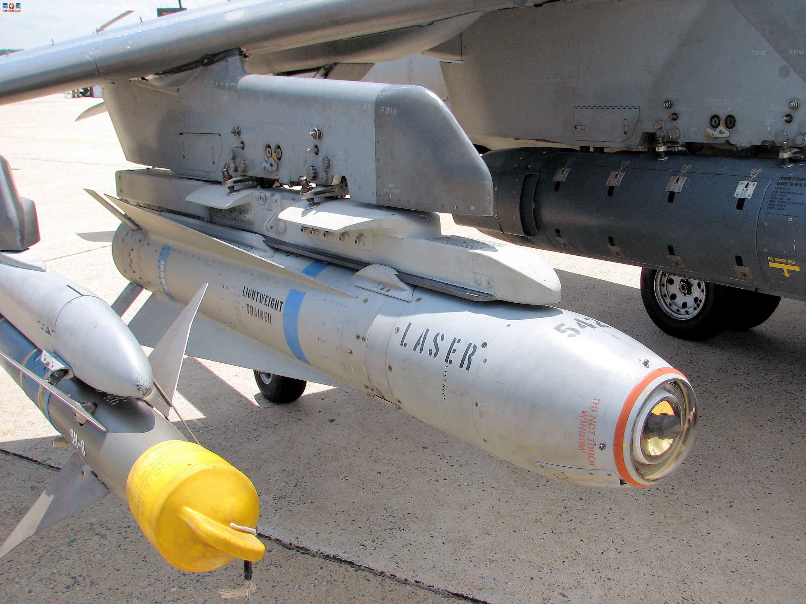 Ӣ ս���� AV-8B ��ʽII Walk Around