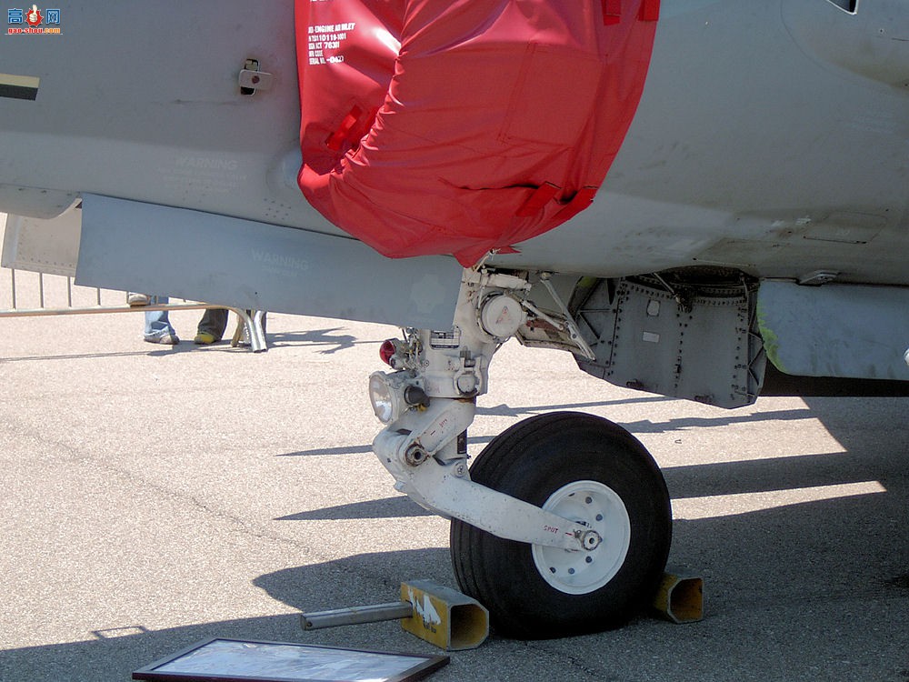 Ӣ ս AV-8B Plus ʽII Walk Around by Howard Mason