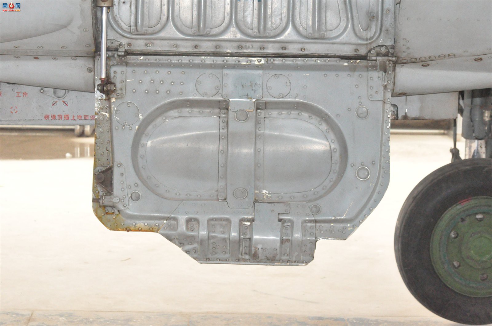 й ɷ 7II J-7II սԭ