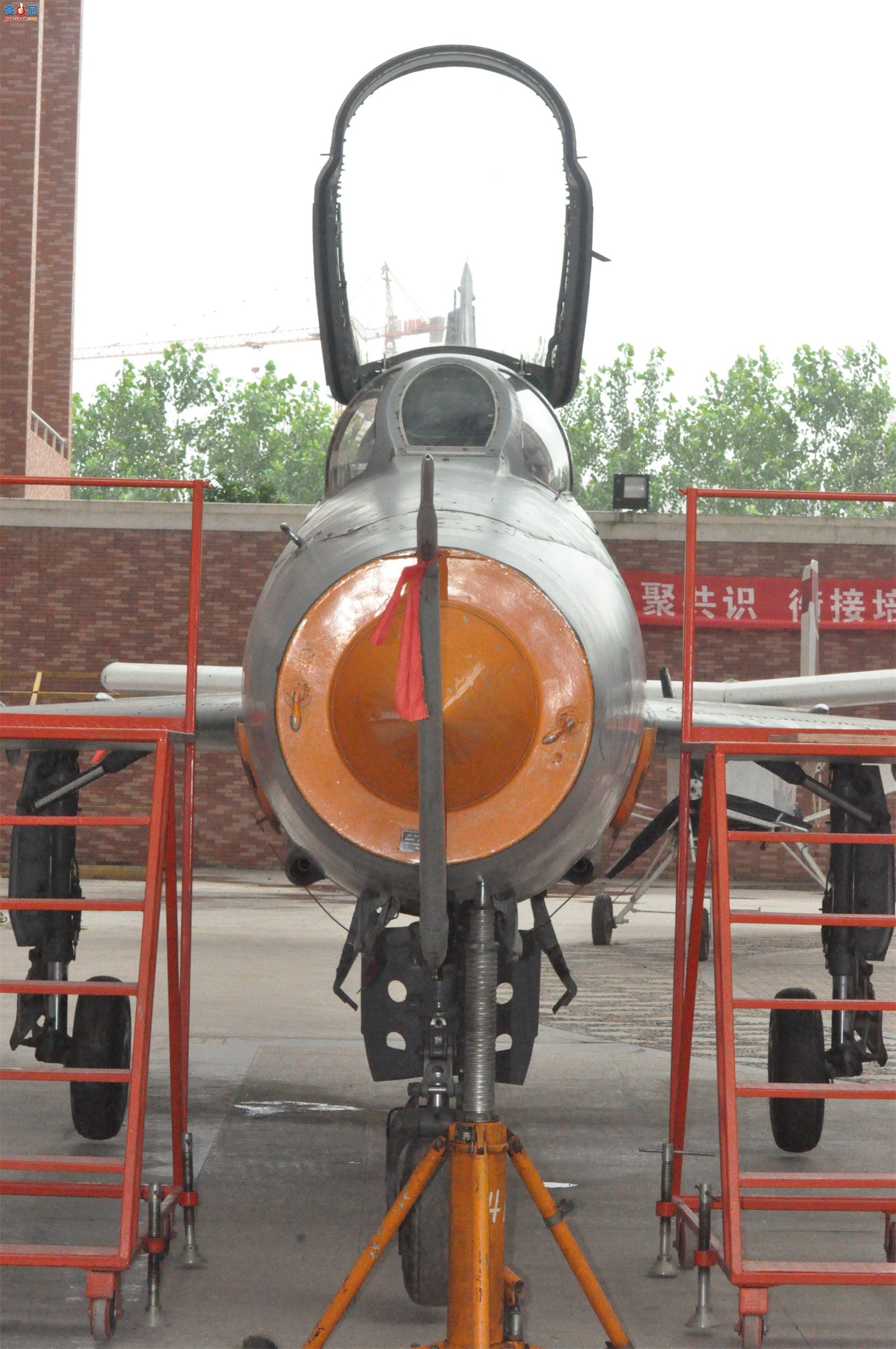 й ɷ 7II J-7II սԭ