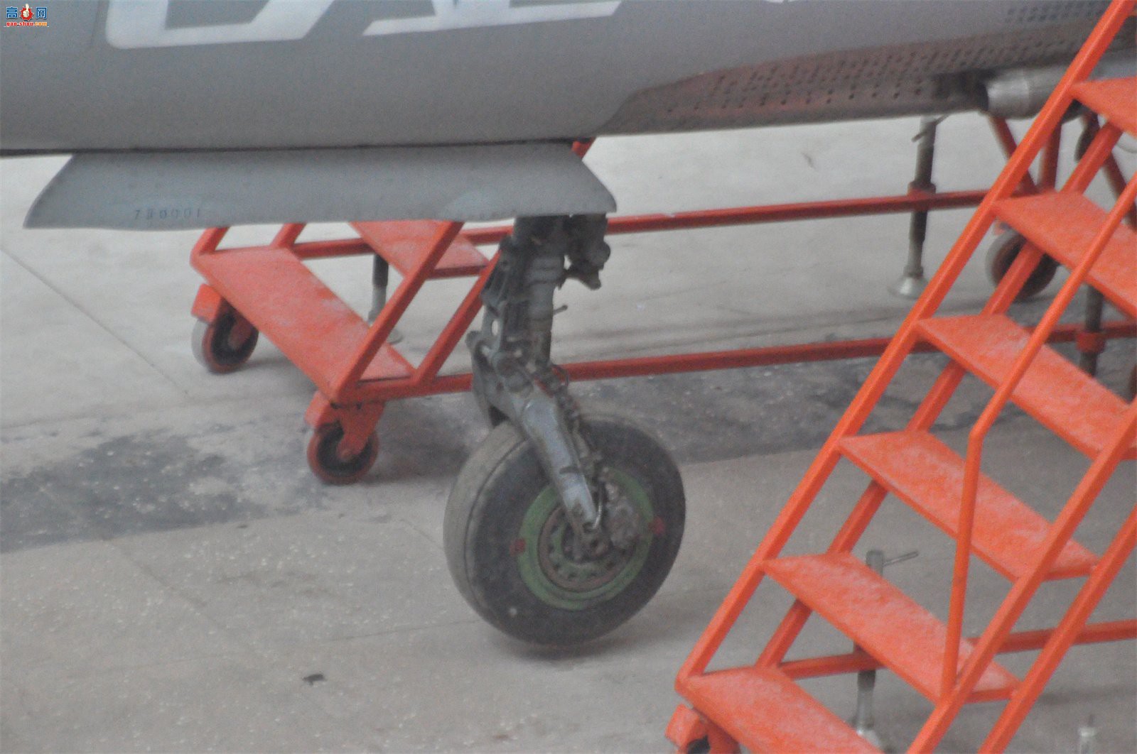 й ɷ 7II J-7II սԭ