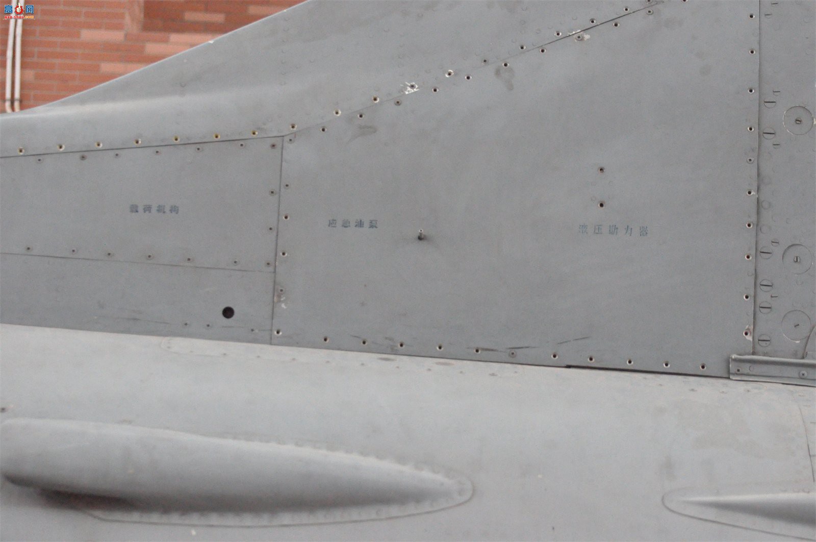 й ɷ 7II J-7II սԭ