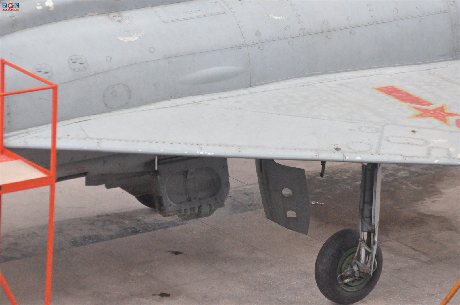 й ɷ 7II J-7II սԭ