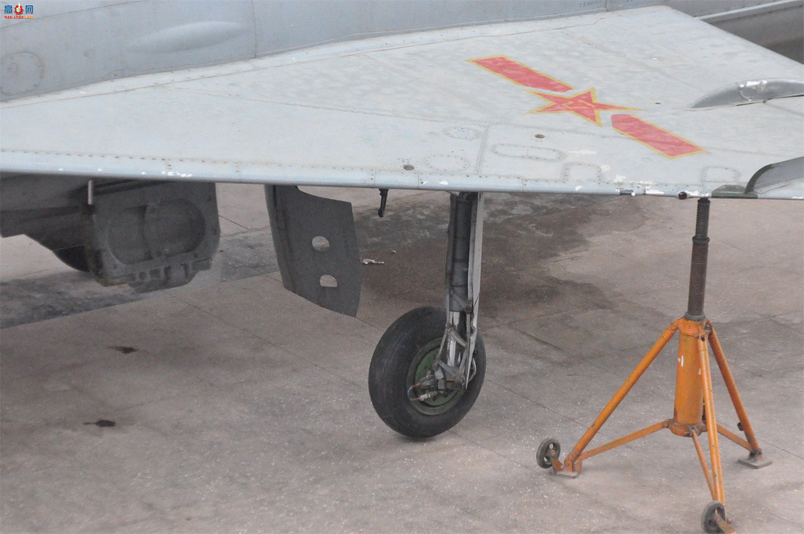 й ɷ 7II J-7II սԭ