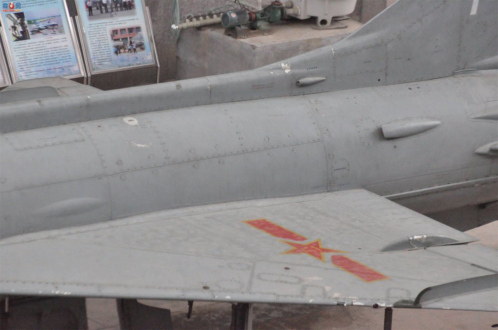 й ɷ 7II J-7II սԭ