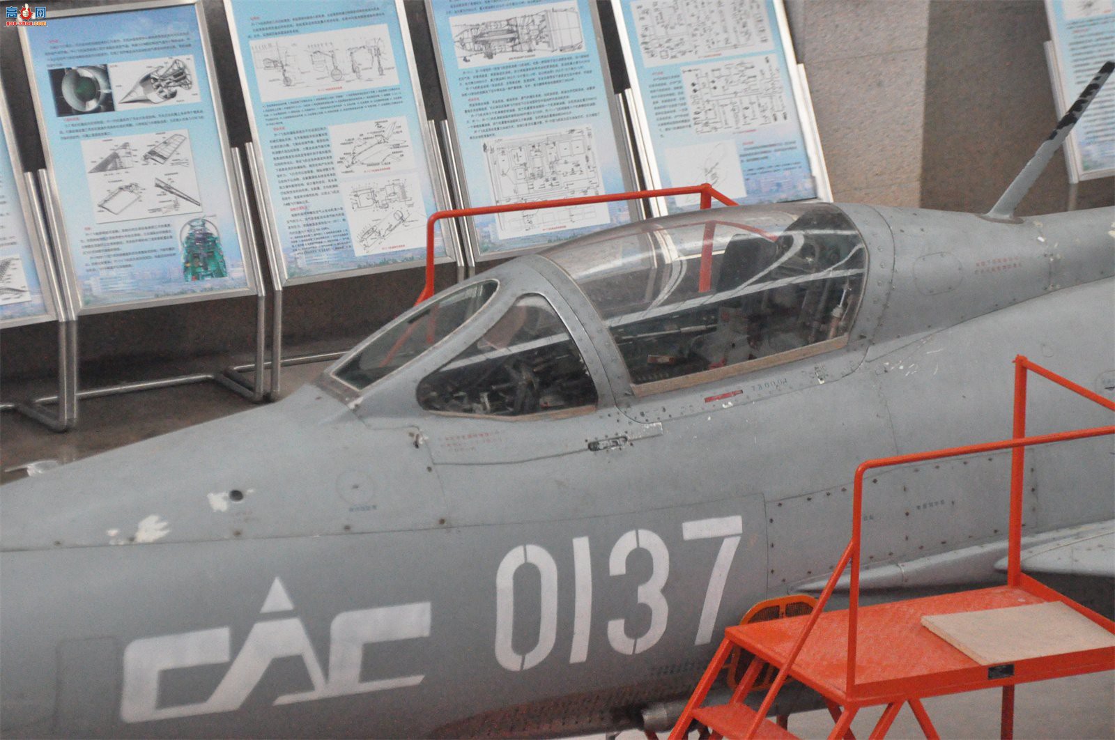 й ɷ 7II J-7II սԭ