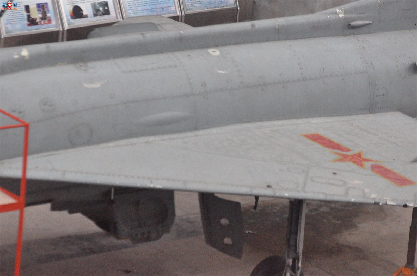 й ɷ 7II J-7II սԭ