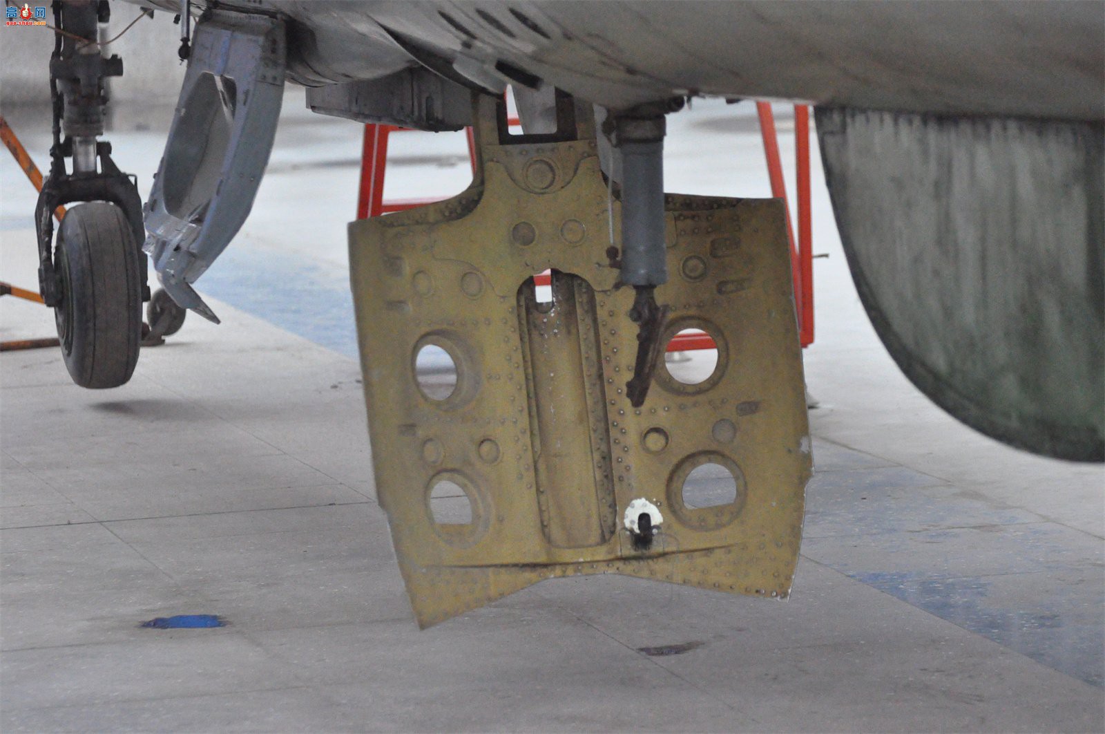 й ɷ 7II J-7II սԭ