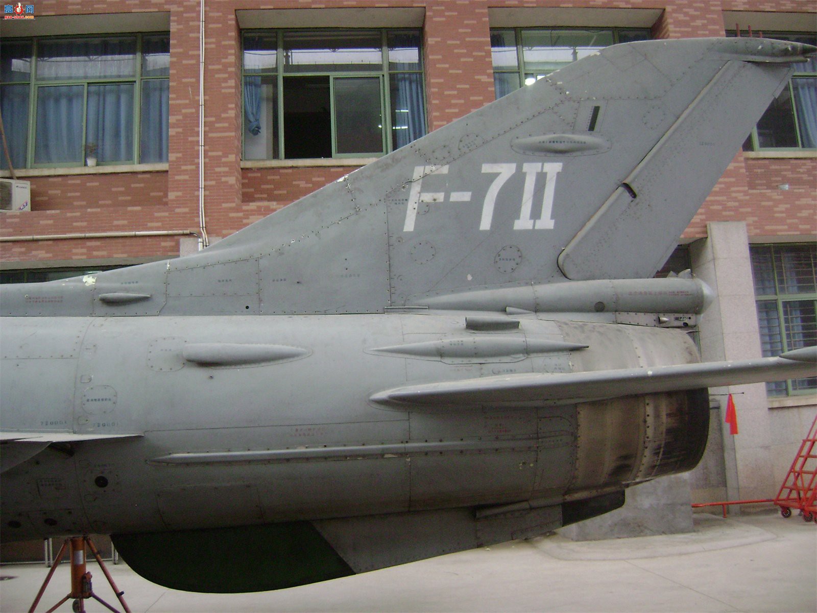 й ɷ 7II J-7II սԭ