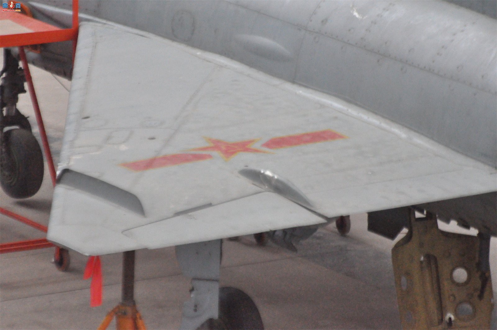 й ɷ 7II J-7II սԭ