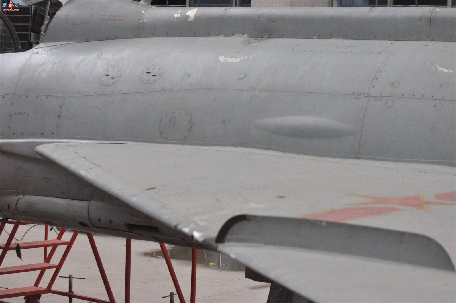 й ɷ 7II J-7II սԭ