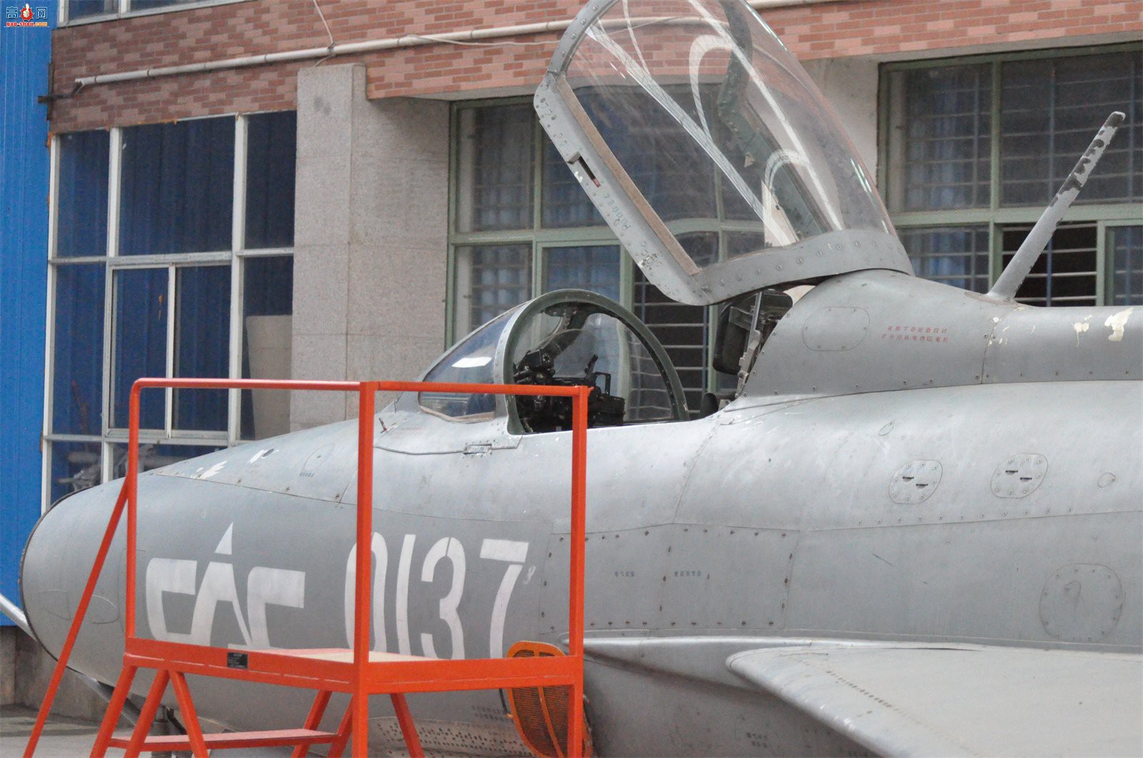 й ɷ 7II J-7II սԭ