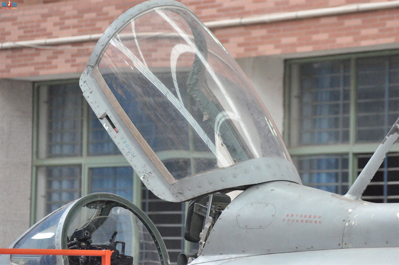 й ɷ 7II J-7II սԭ