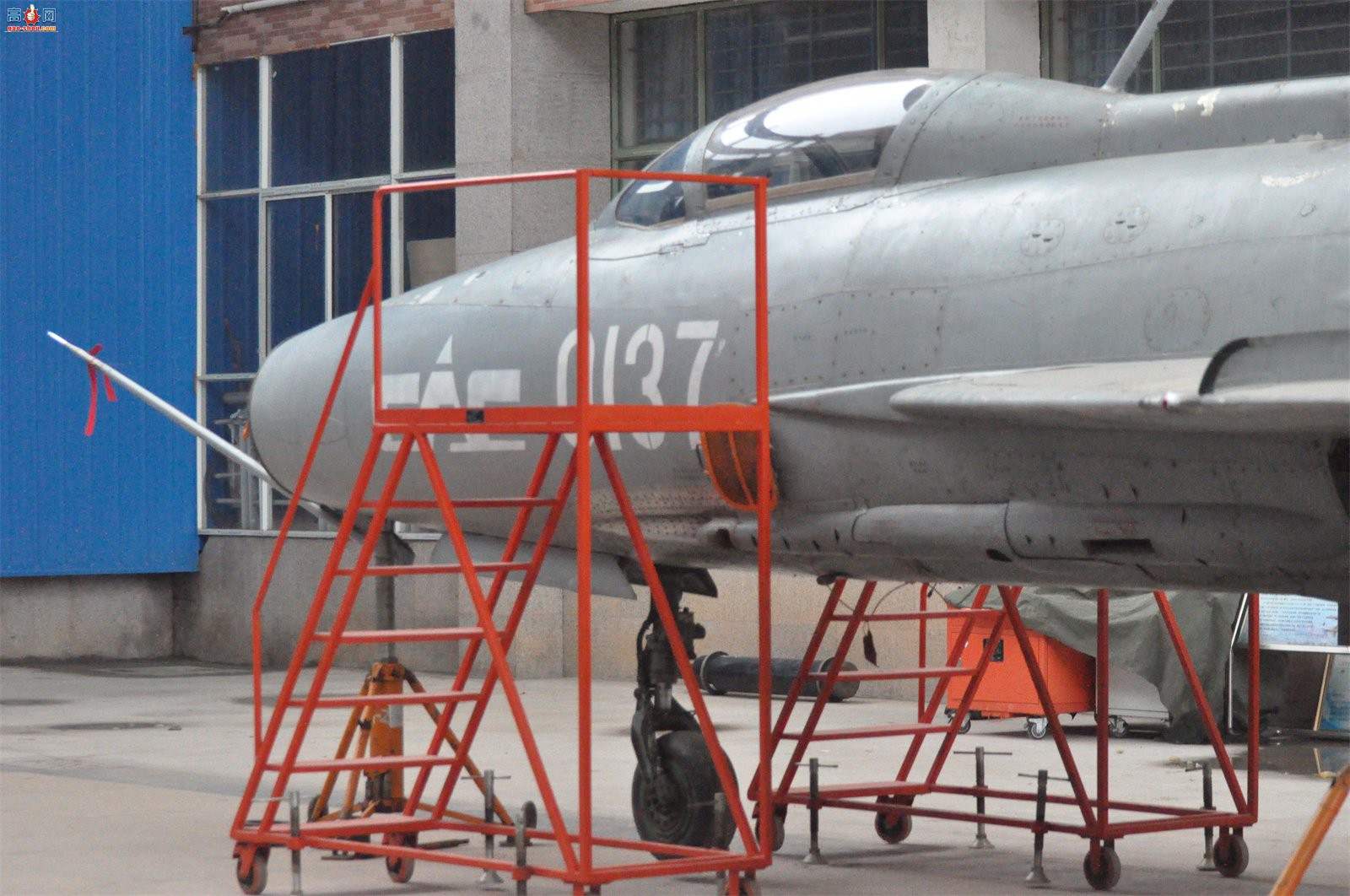 й ɷ 7II J-7II սԭ