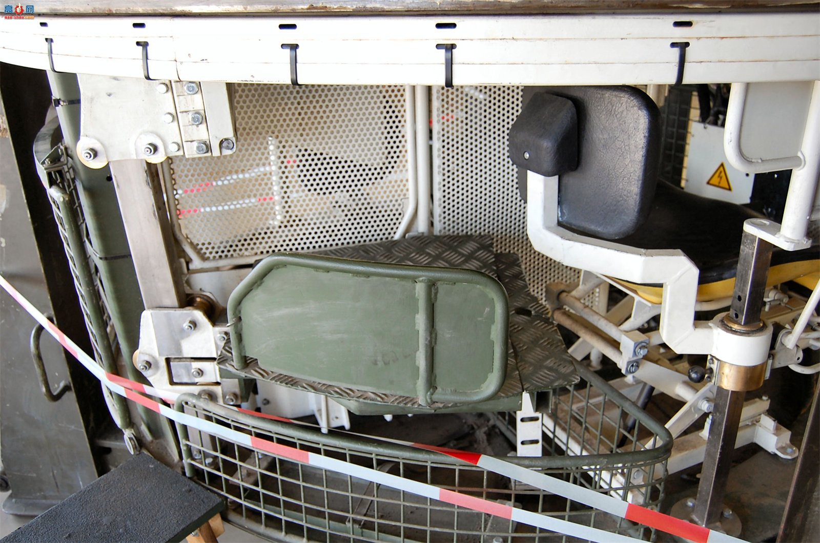  Leopard 2A6 (ڹ)ս̹