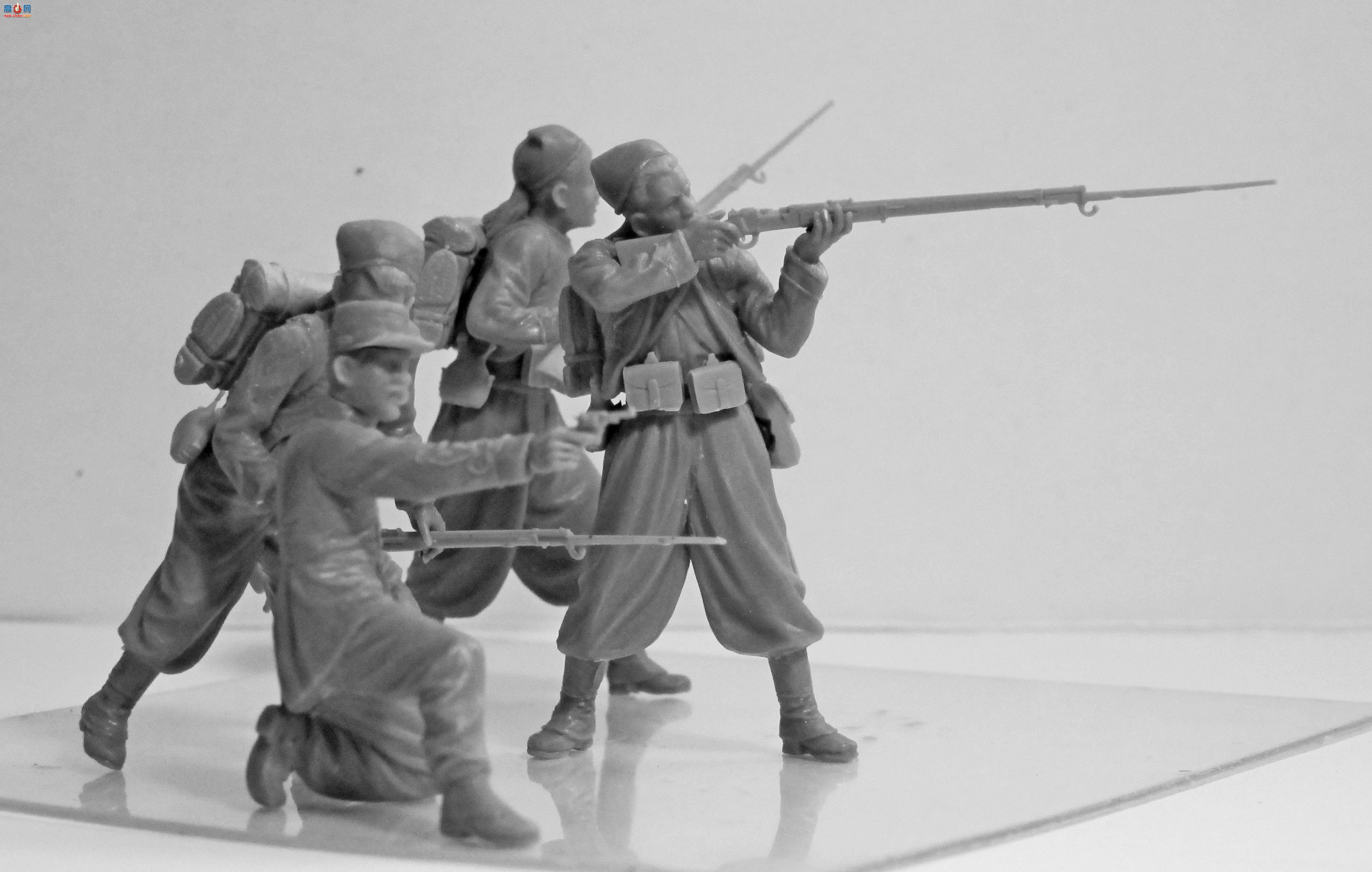 ICM  35701 Zouaves(1914)-