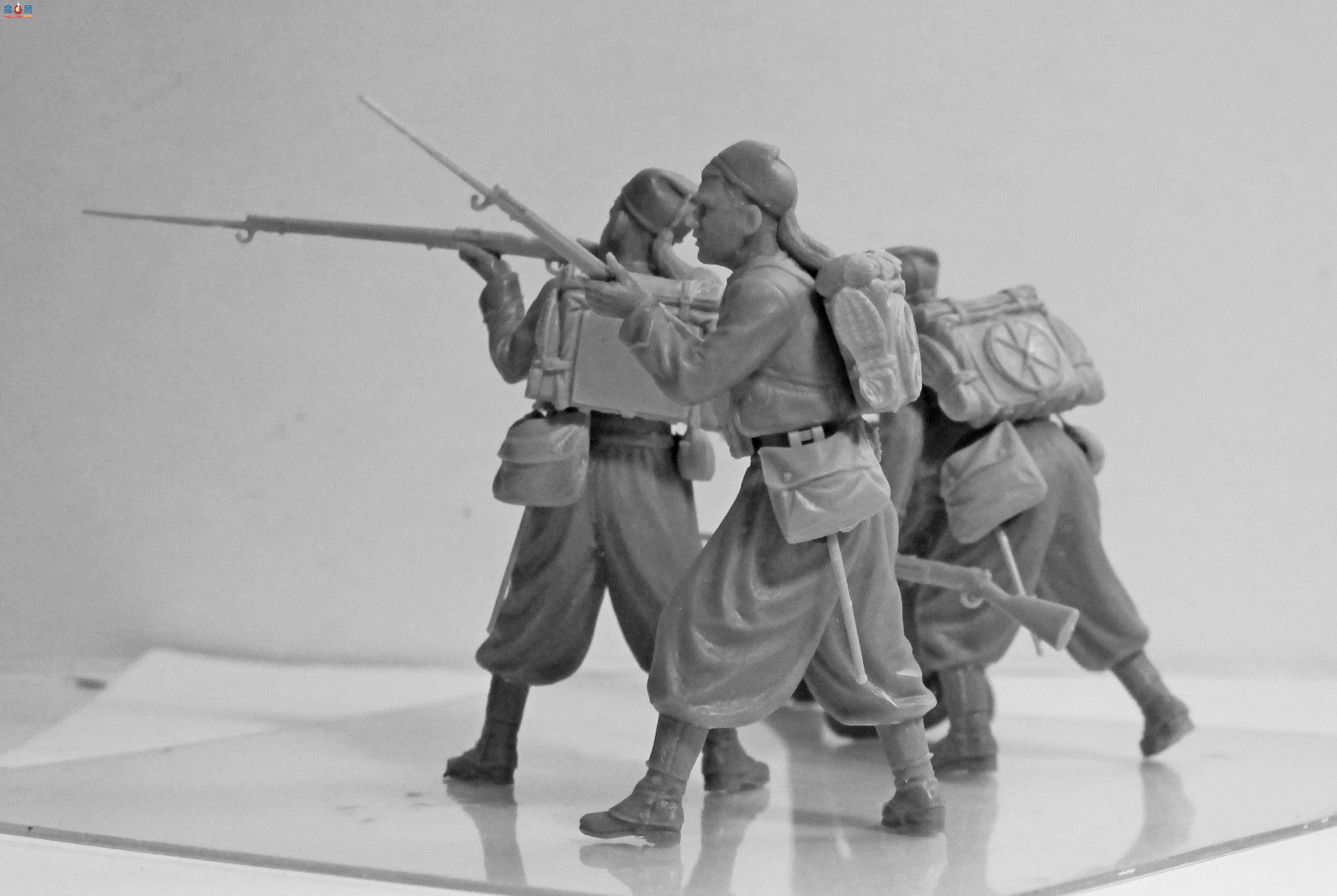 ICM  35701 Zouaves(1914)-