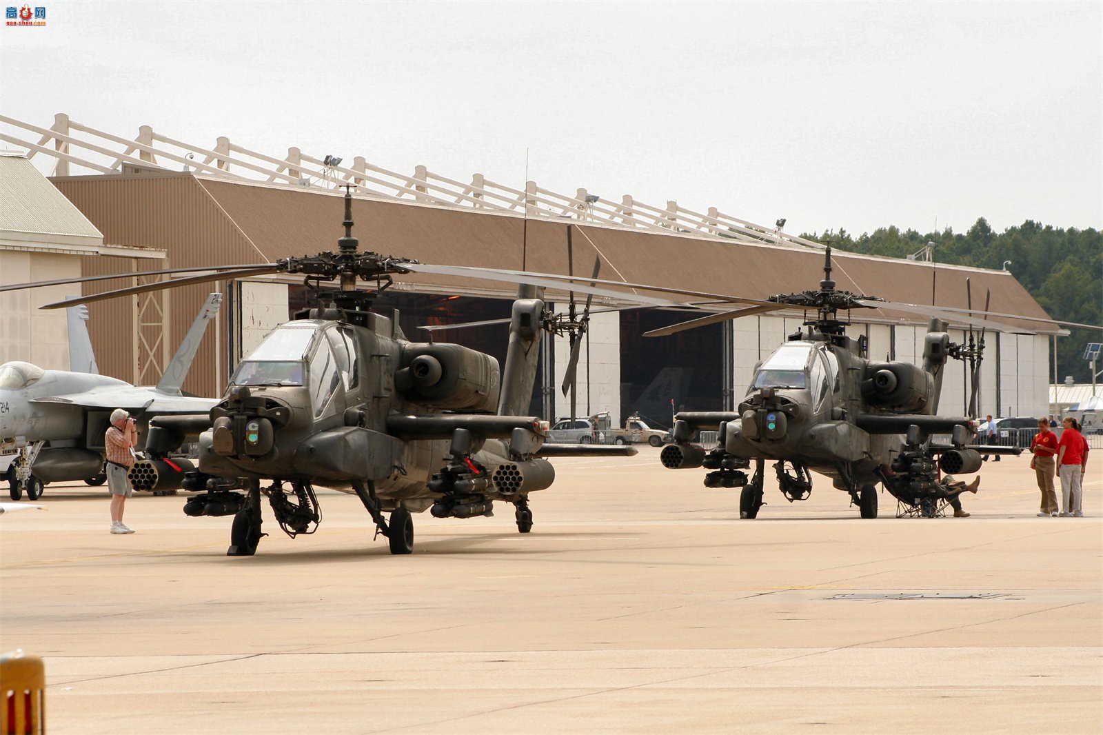  AH-64Aװֱ