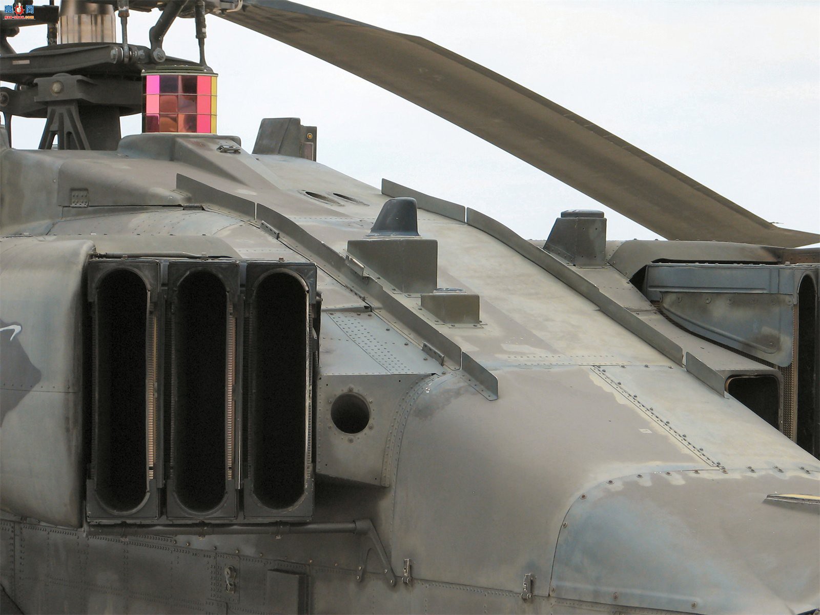  AH-64Aװֱ