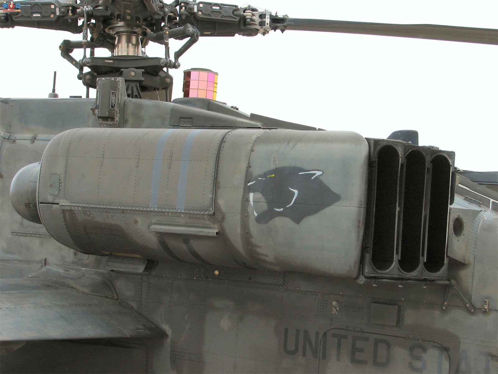  AH-64Aװֱ