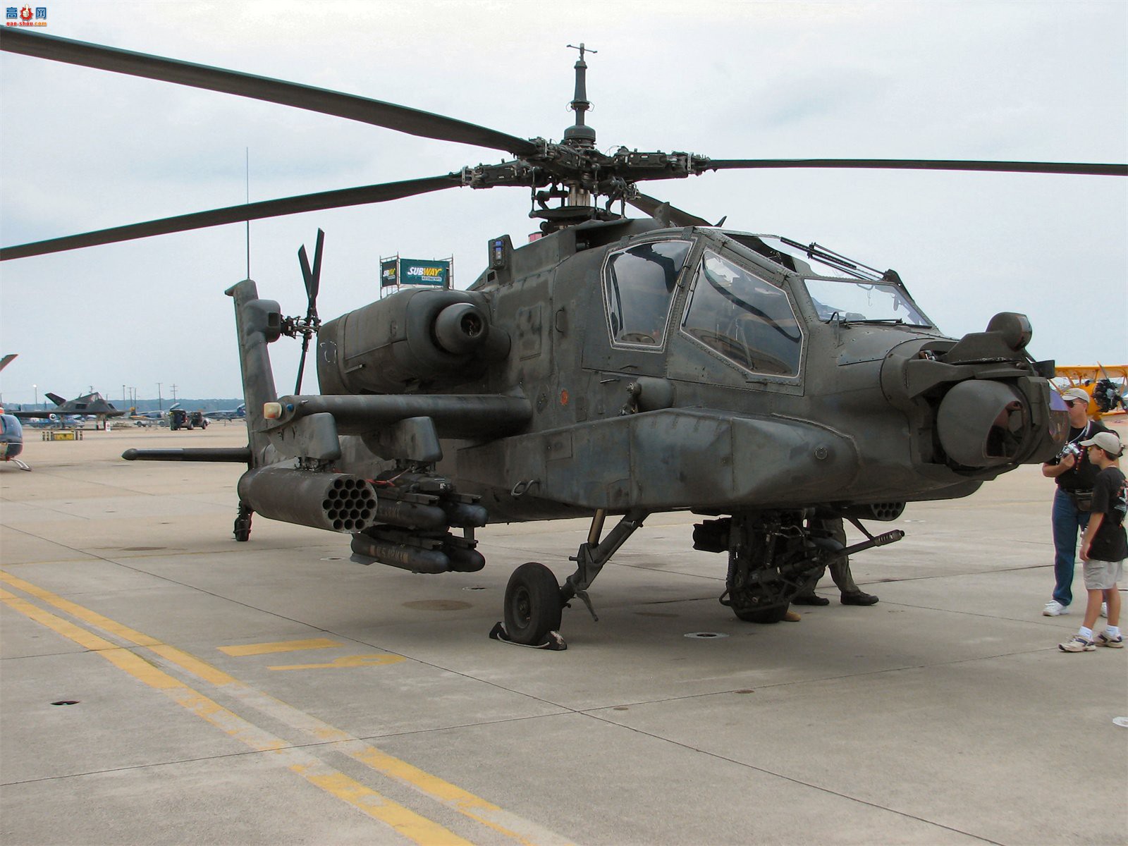  AH-64Aװֱ