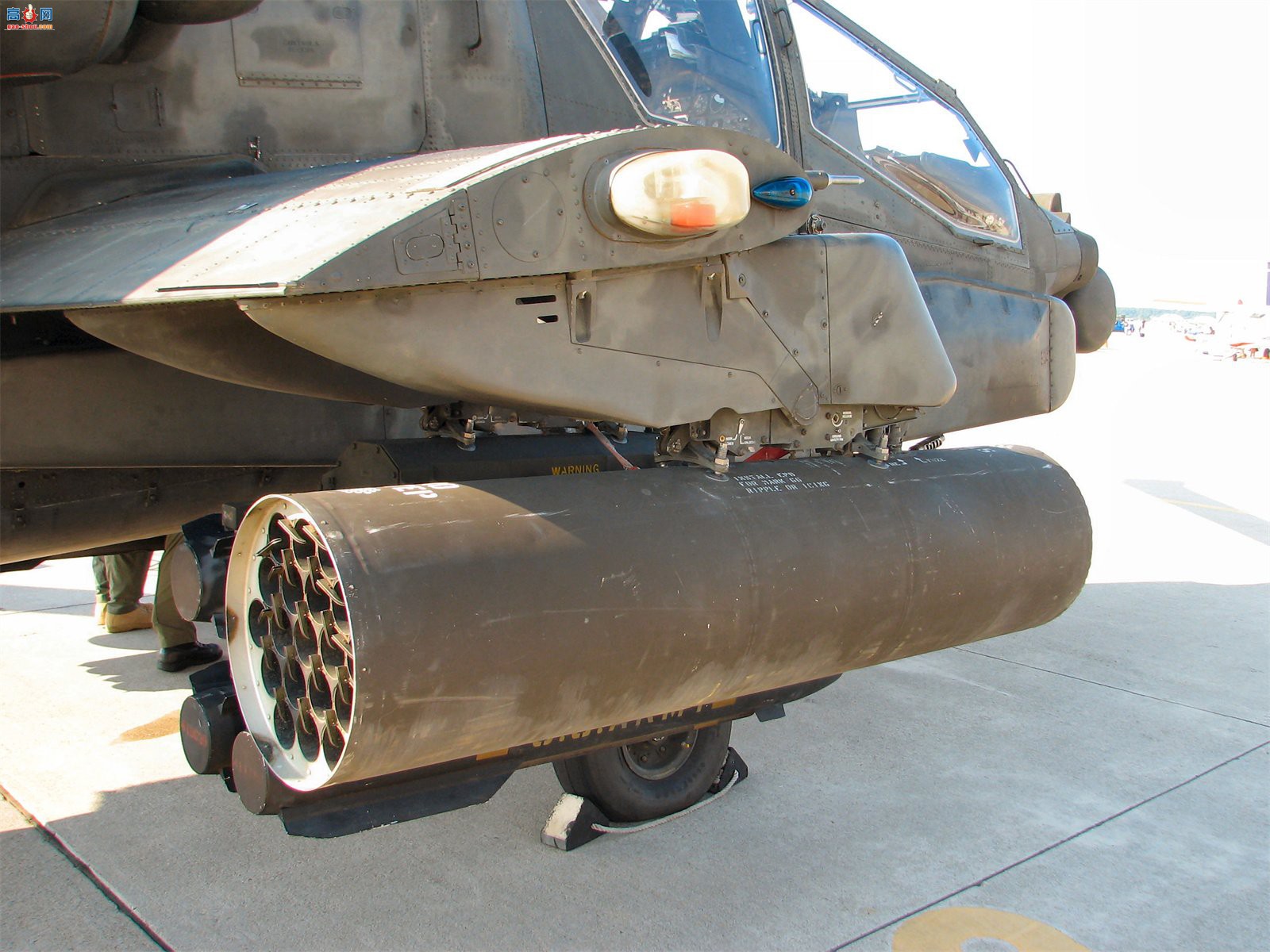 AH-64Aװֱ