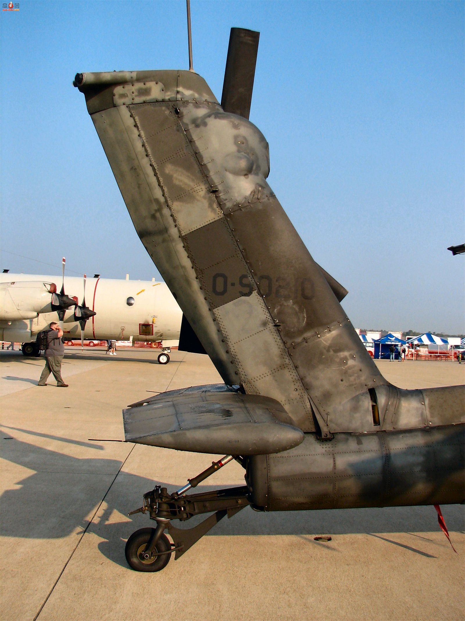  AH-64Aװֱ