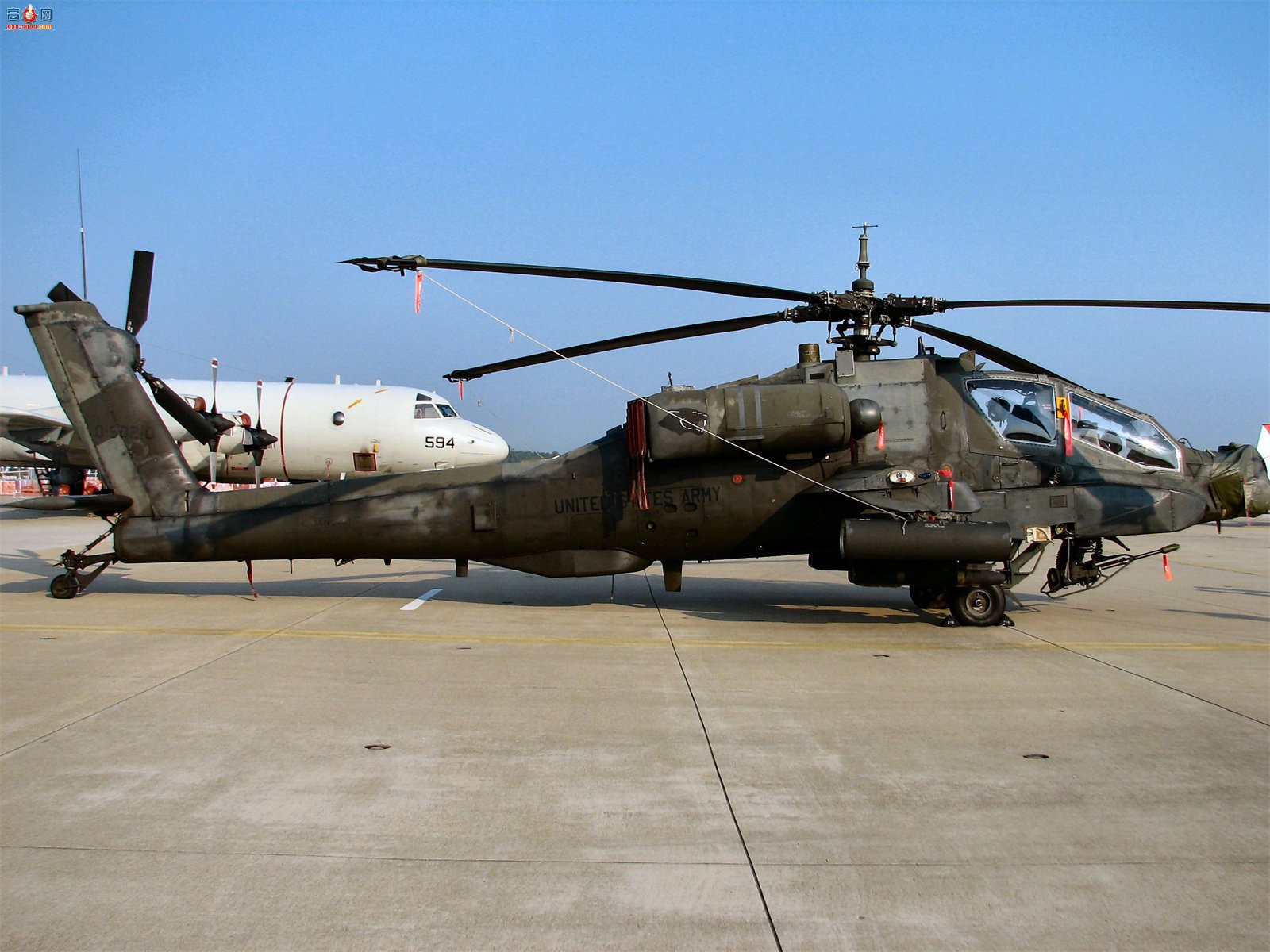  AH-64Aװֱ