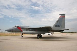   F-15 ӥ ս ֤ȫ