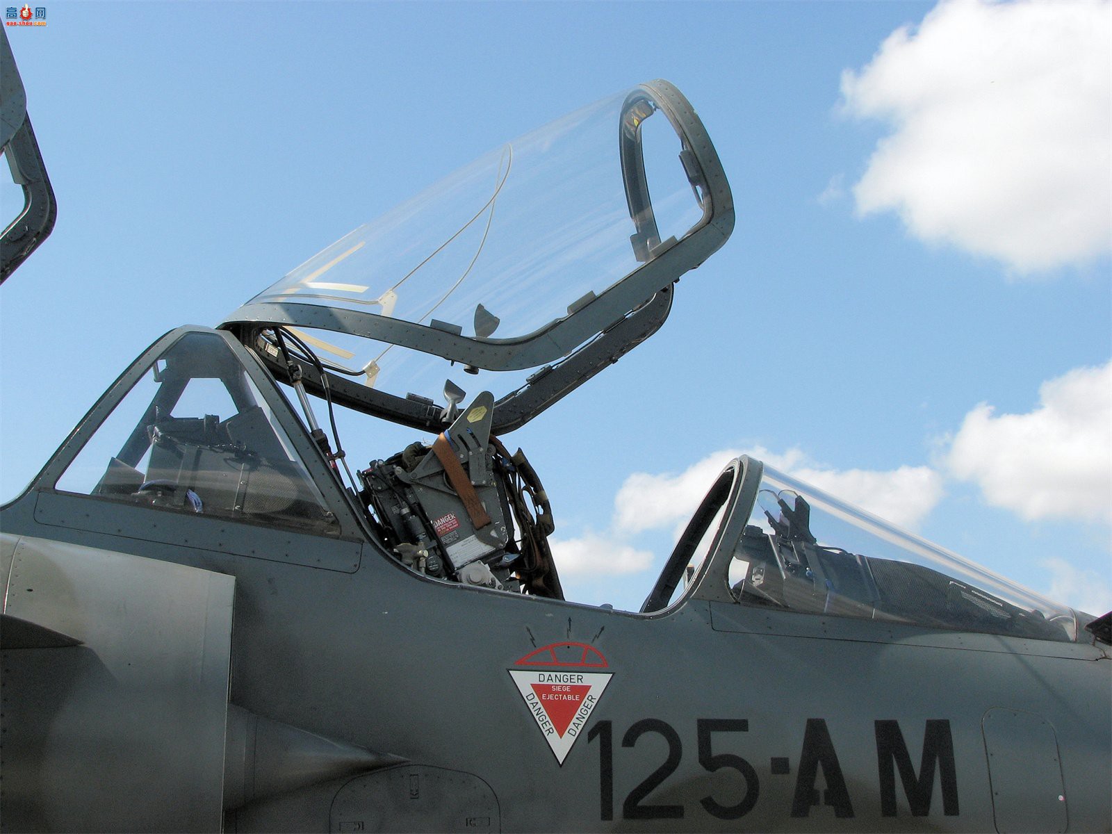 �� ���� ��Ӱ2000N ս���� (125-AM)