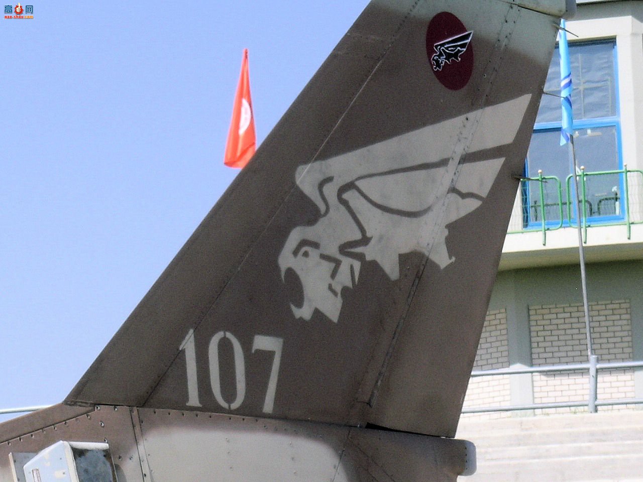ɫ F-16A ս ս