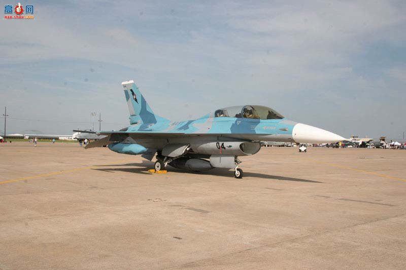  F-16B (920458)ս  ս