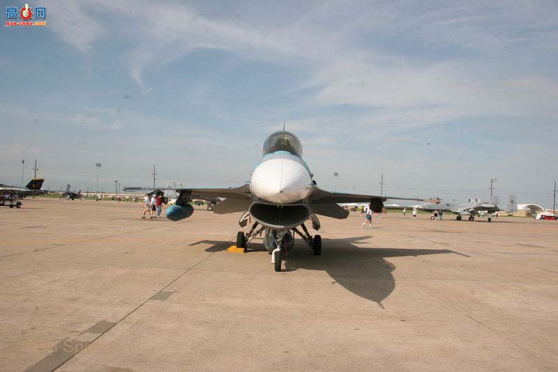  F-16B (920458)ս  ս