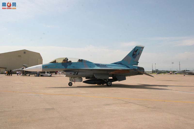  F-16B (920458)ս  ս