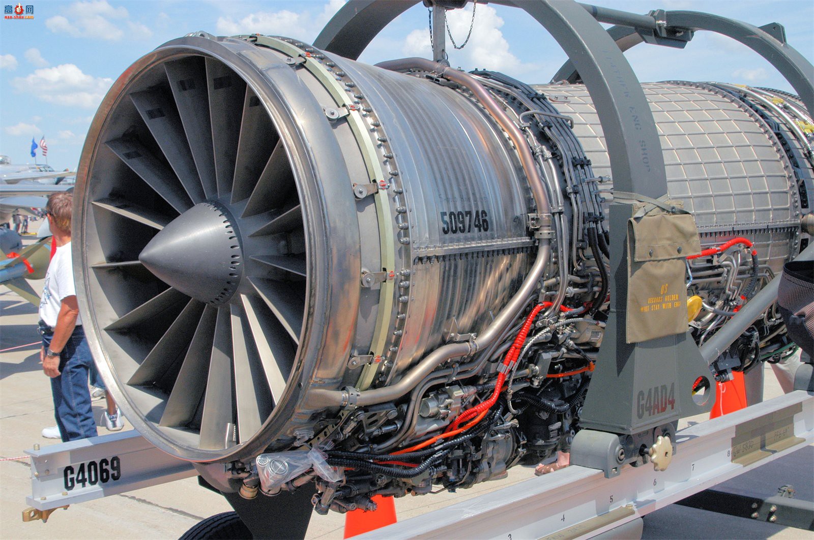  F110-GE-100 (F-16ս)