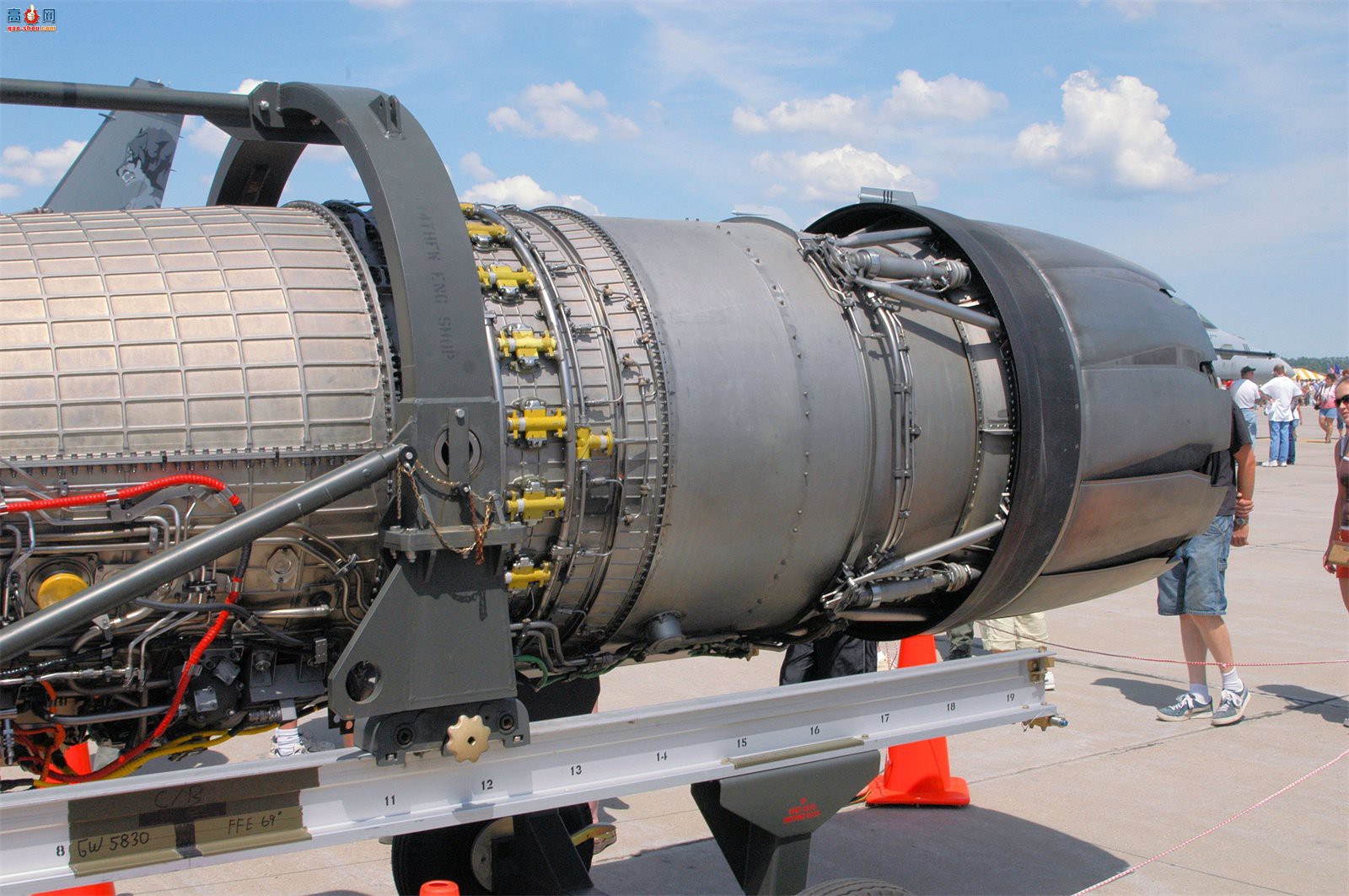  F110-GE-100 (F-16ս)