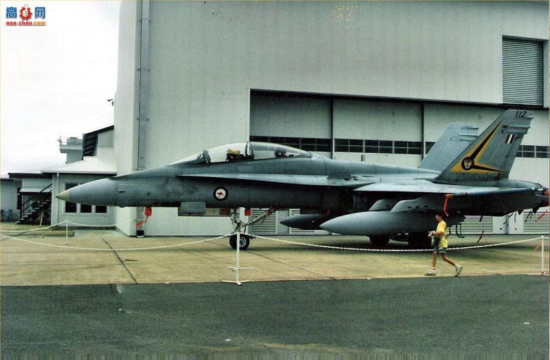  F/A-18B (A21-112)Ʒս