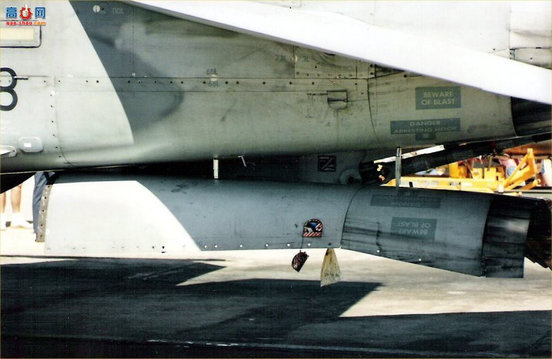  F/A-18B (A21-112)Ʒս