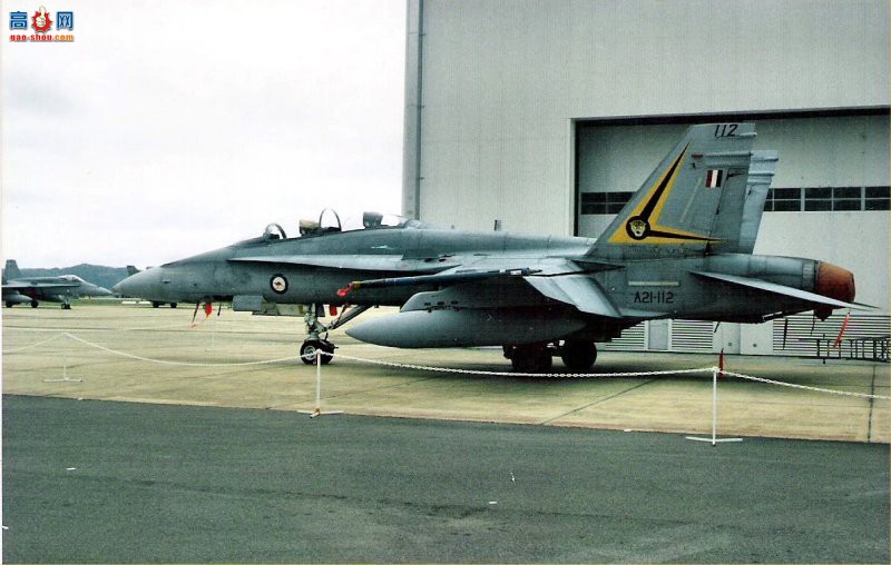  F/A-18B (A21-112)Ʒս
